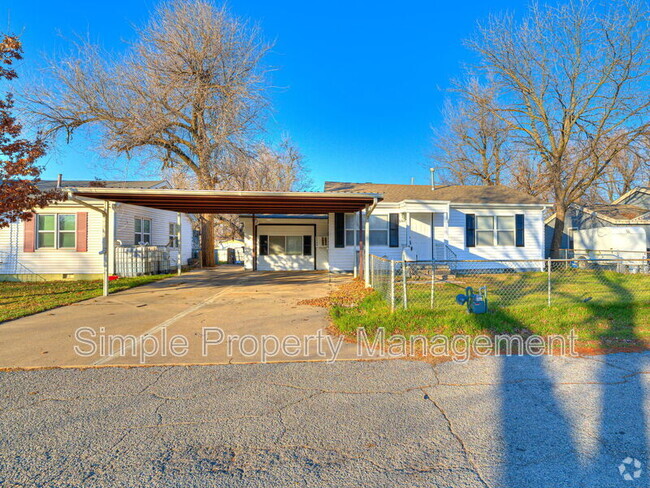 Building Photo - 6305 NW 33rd St Rental