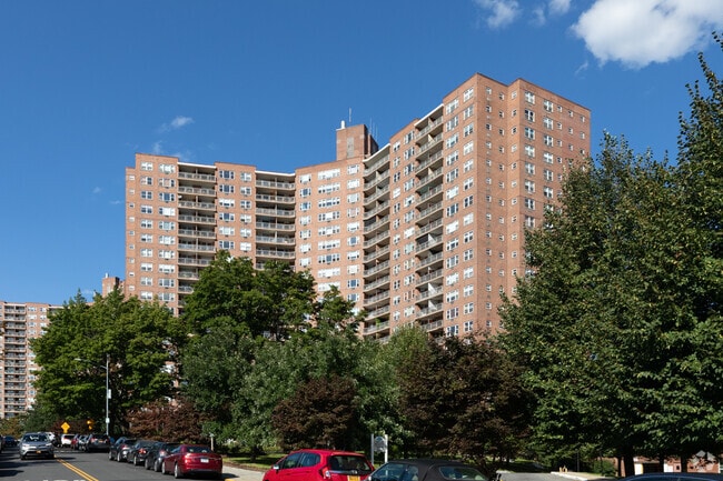 Photo - Skyview on the Hudson