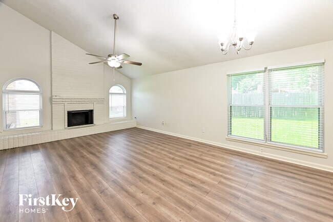 Photo - 7207 Foxwick Ln