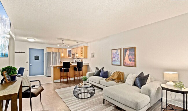 Photo - 909 Logan St Unit 2J