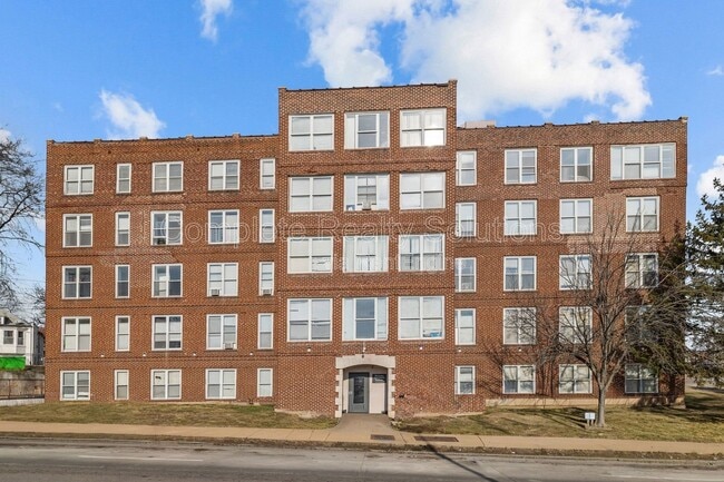 Photo - 8612 Halls Ferry Road Unidad 409