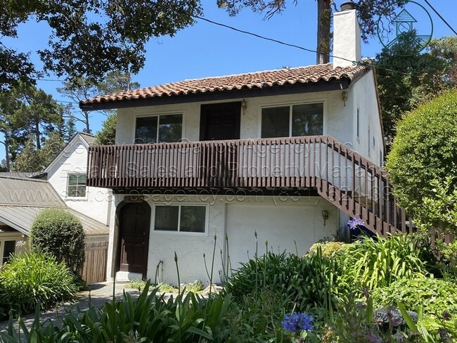 Photo - "Lazy Day-Z" Two Bedroom Perfectly Located Carmel-by-the-Sea Home Close to Town & Beach