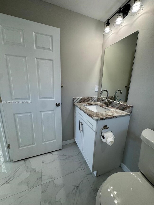 Photo - 608 Alabama Rd S Unit 608