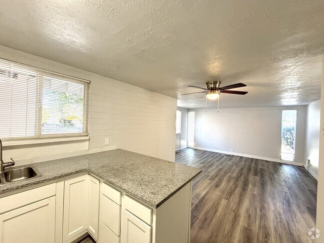 Building Photo - 1638 S 900 E Rental
