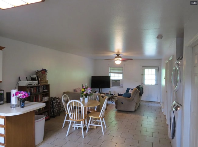 Photo - 323 Parker Farm Rd Unit B