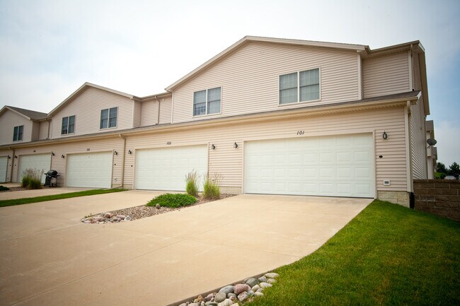 Photo - 85 Yotzonot Dr