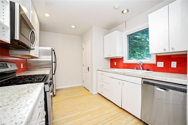 Photo - 2716 E 22nd St Unit A