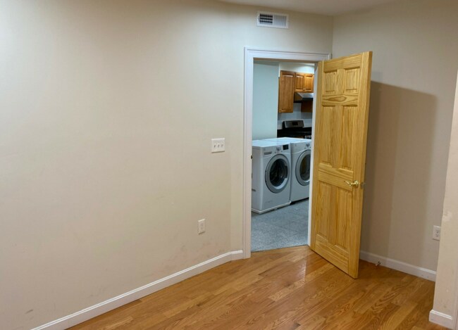 Photo - 177 Northampton St Unit 2