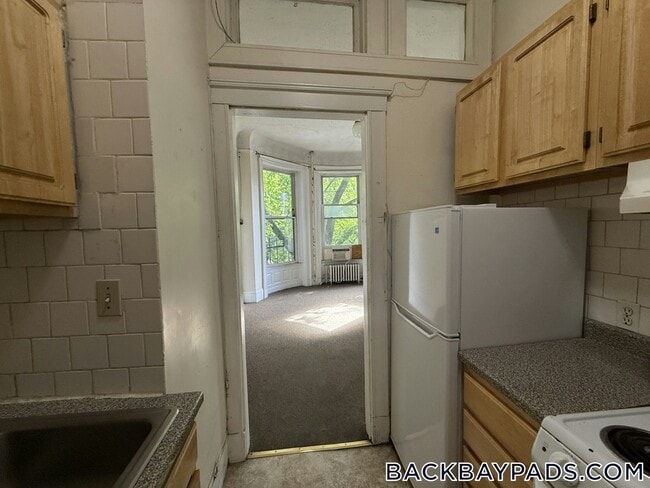 471 Commonwealth Ave Unit 2F