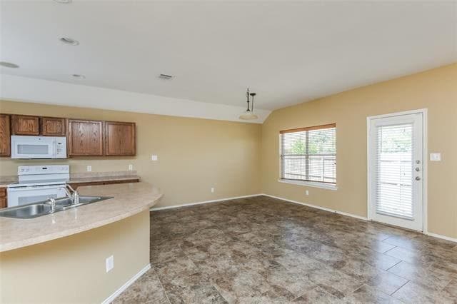 Photo - 108 Centennial Pl