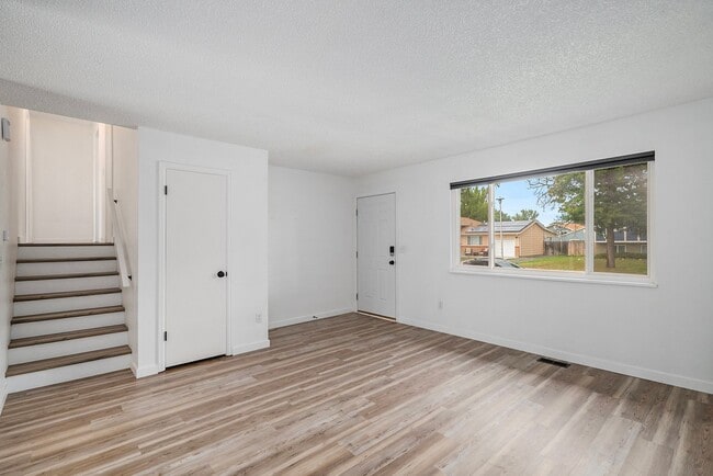 Photo - ? Move-in Ready & Fully Renovated! ?