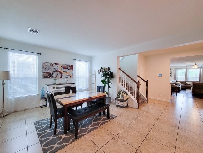 Photo - 5046 Longlane Dr