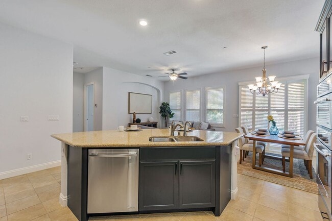 Photo - 1631 Chianti Ln