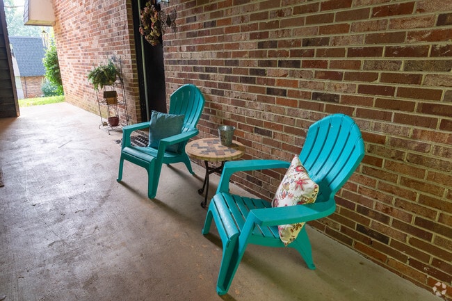 Windwood Apartments