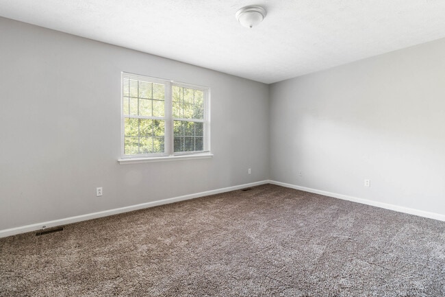EAGLE CREEK TOWNHOMES