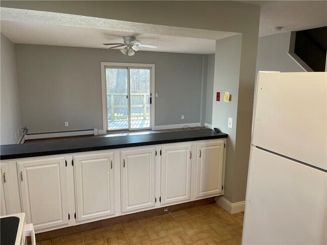 Photo - 12 Beacon St