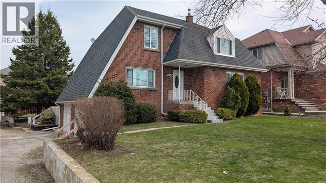 Photo - 250 Highland Rd W