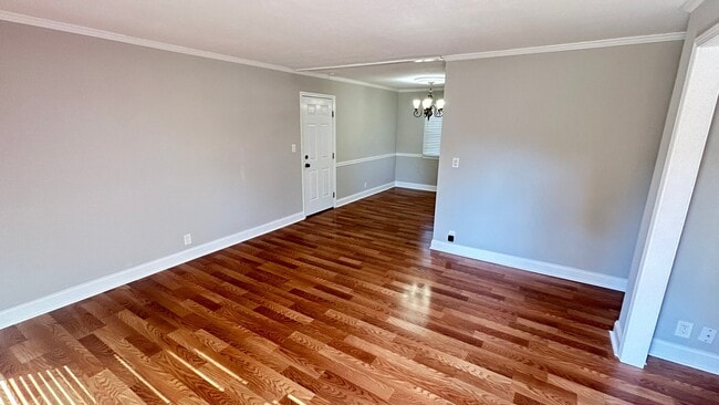 Photo - 2110 Keeneland Blvd