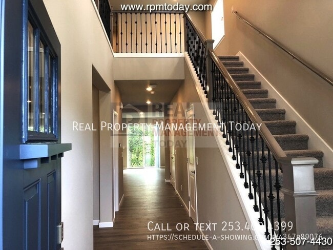 Photo - 5310 25th St NE