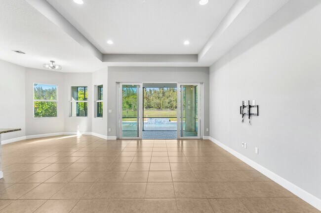 Photo - 15474 Goldfinch Cir