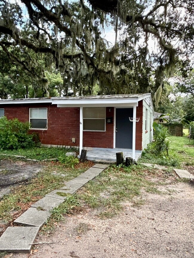 Building Photo - 1244 River Bank Ct Rental