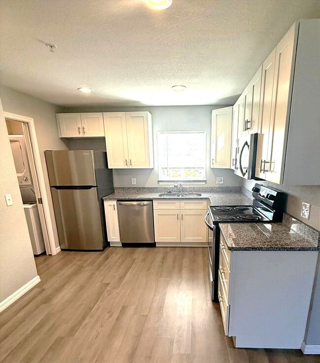 Photo - 1935 Ave O SW Unit 201