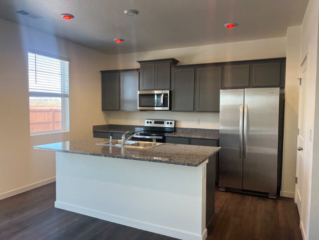 Photo - 6050 Amerifax Dr