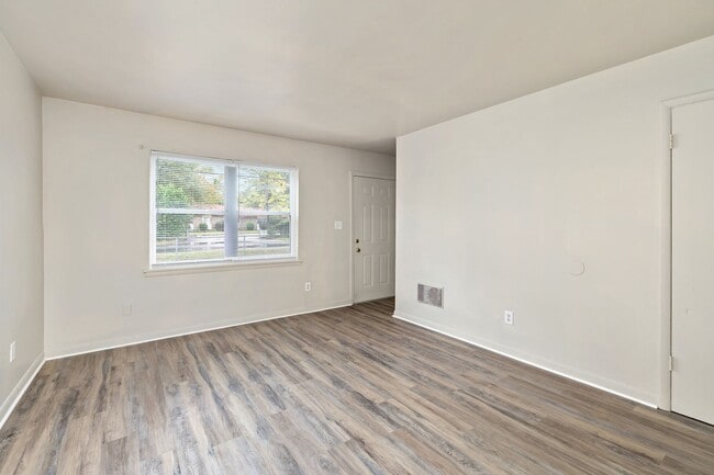 Photo - Newly Renovated 2 Bedroom Unit! Unidad Apt. 47