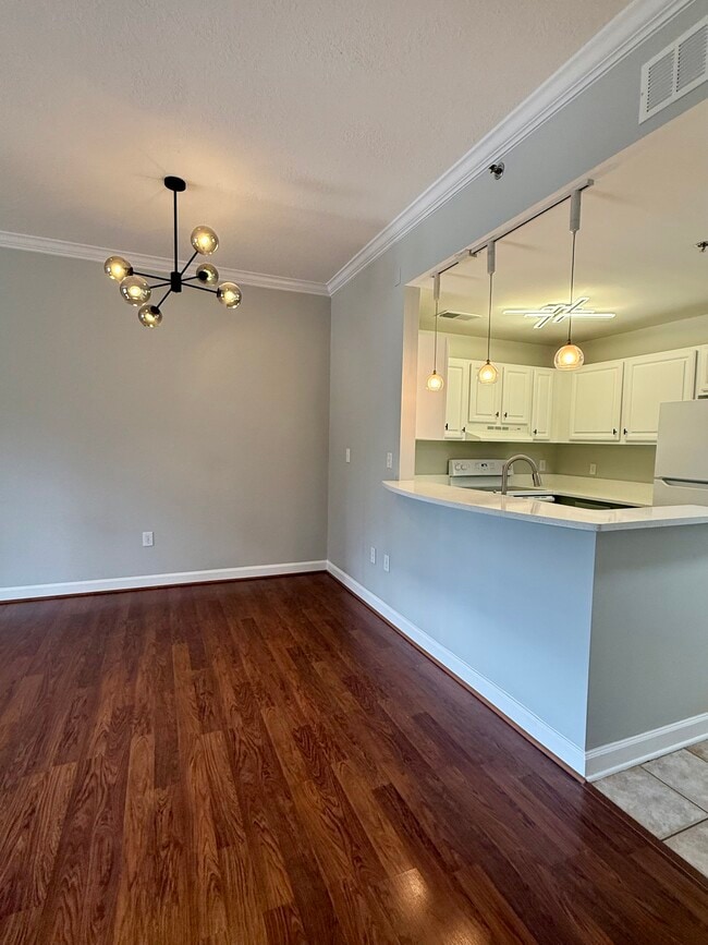 Photo - 1101 Juniper St NE Unit Park Central Condo # 329
