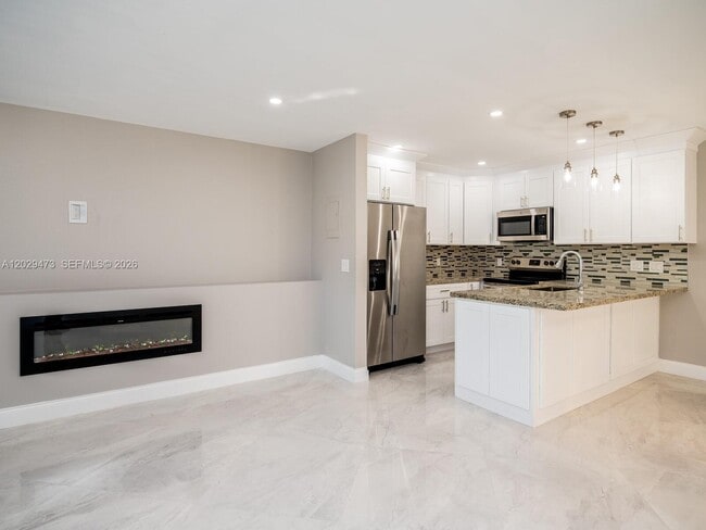 Building Photo - 718 Brittany Park Unit 718