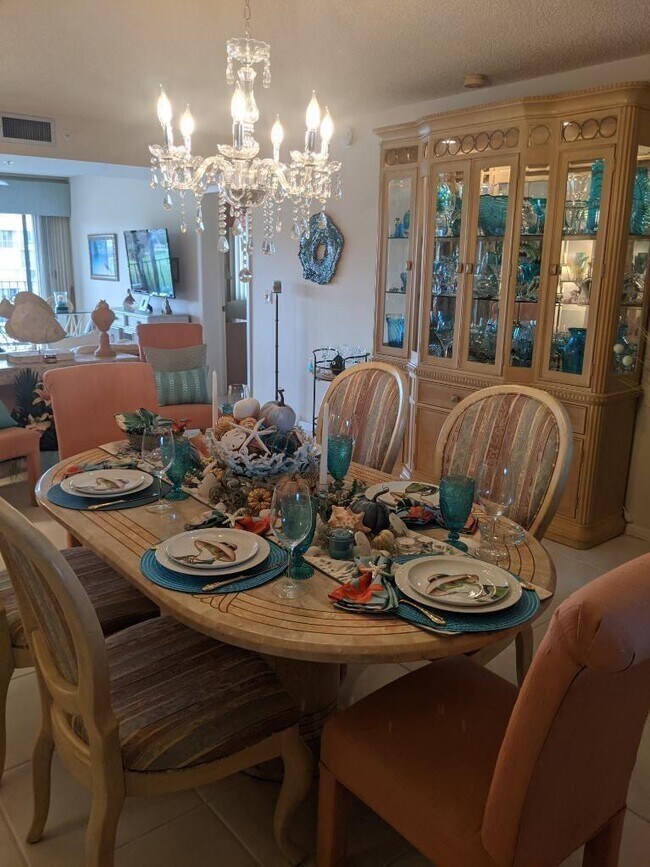 Photo - 1301 Seafarer Cir Unit 402