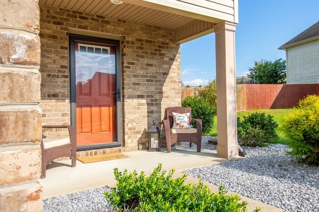 Photo - Beautiful 3 Bed/2.5 Bath Home with garage in Jonesborough