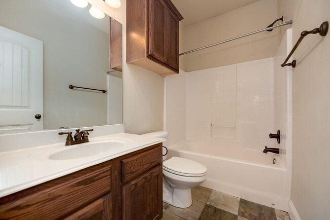 Photo - ** MOVE IN SUMMER 05/08/2026 ** 5 Bed 3 Ba...