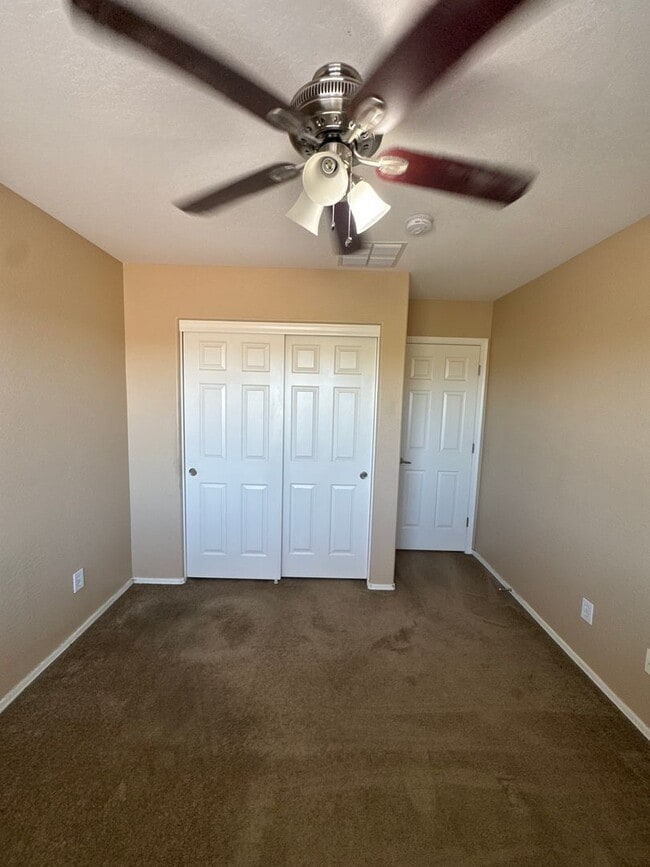 Photo - 5 bedroom home in the Anthem Parkside