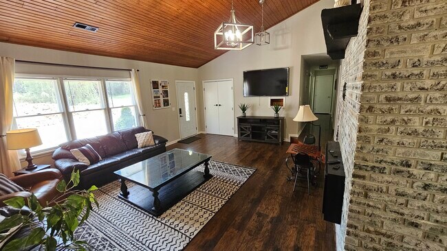 Photo - 6968 Corydon Ridge Rd NE