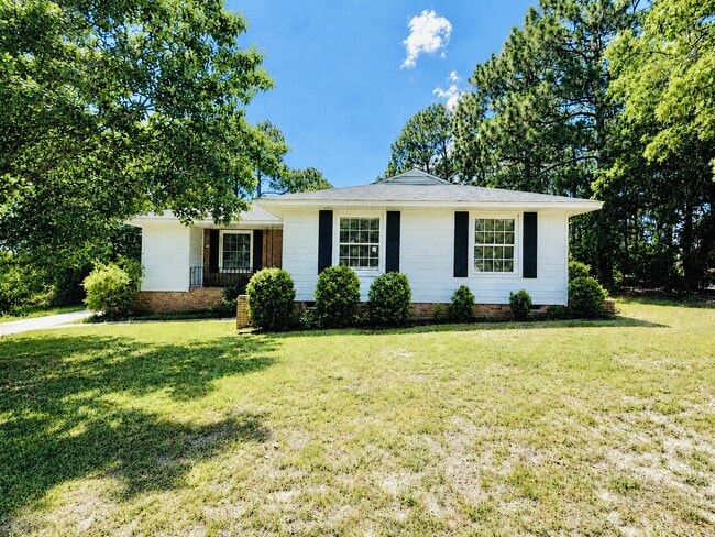 Building Photo - 128 S Wrenwood Dr