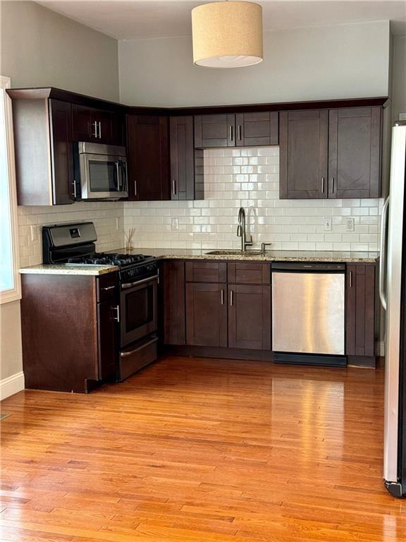 Building Photo - 255 Waterman St Unit 1