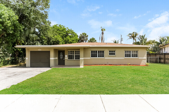 Building Photo - 3379 SW 17th St Rental