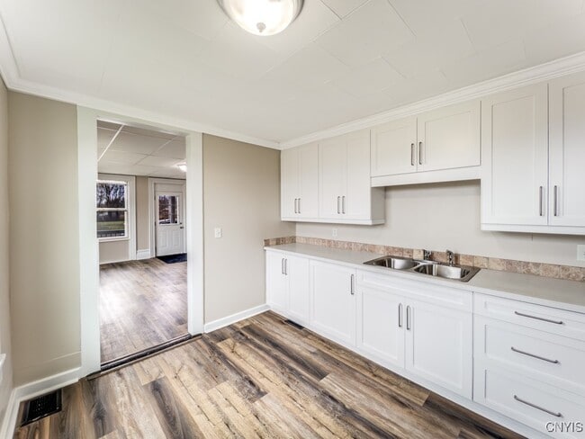 Photo - 9611 Brewerton Rd