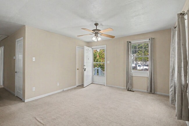 Photo - 317 Maney Dr