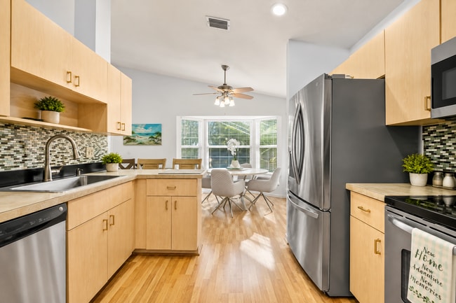 Photo - 7534 Ironbridge Cir
