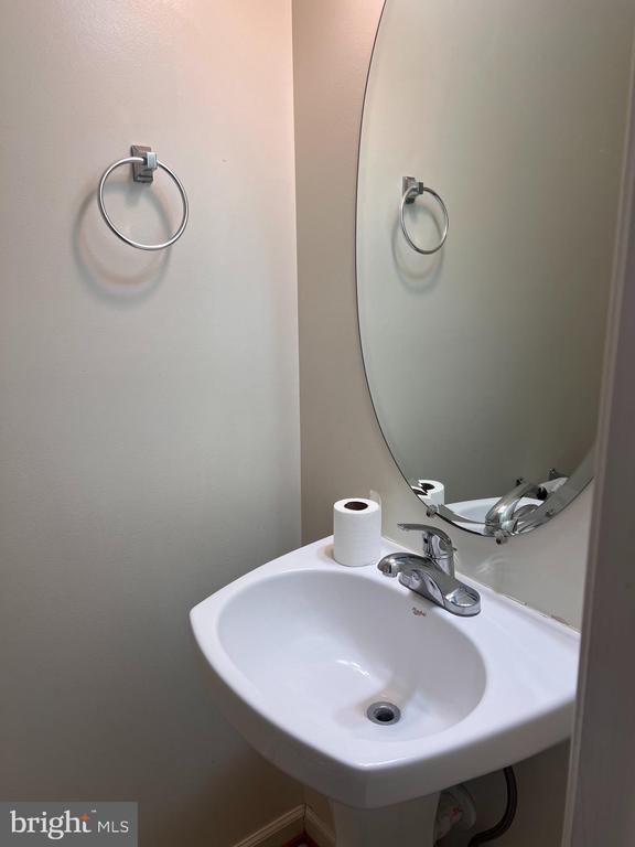 Photo - 121 N Marshall St