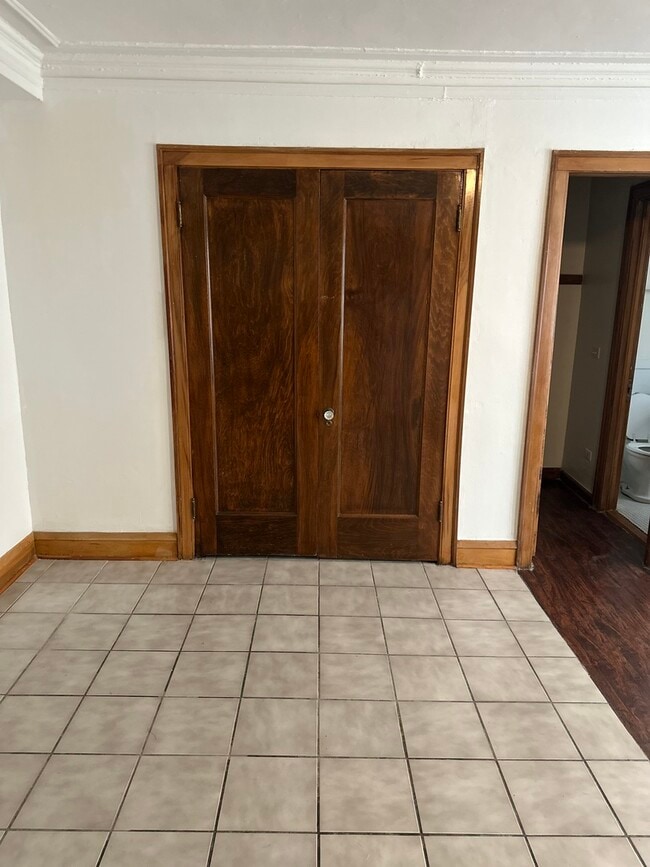 Photo - 5480 S Cornell Ave Unit 605