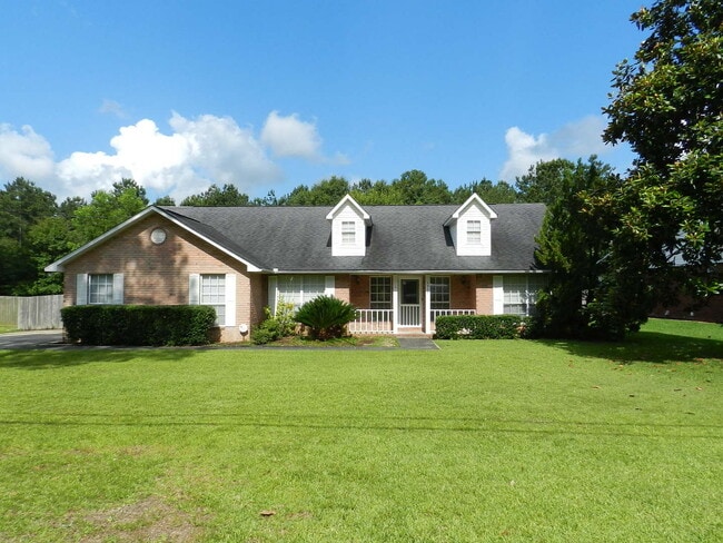 Building Photo - Spacious 4-Bedroom Home - Woodbine Springs