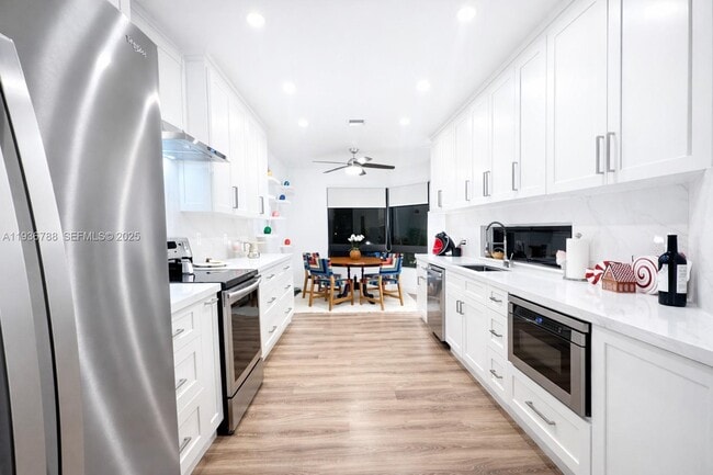 Photo - 2676 NE 135th St