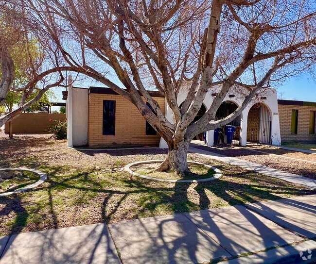 Building Photo - 2130 S 11th Ave Rental