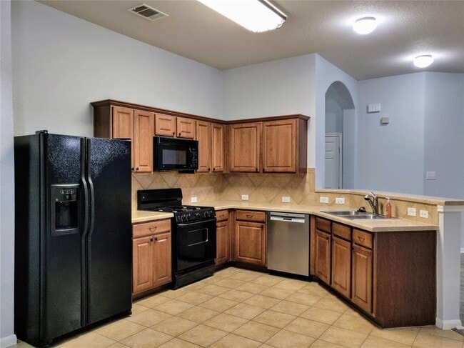 Photo - 4428 Bent Path