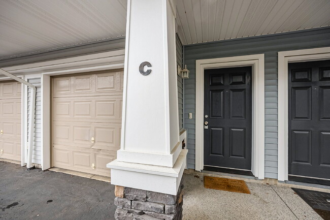 Building Photo - Looking for a place to call home, look no further.  Move-in ready, call and schedule a showing.