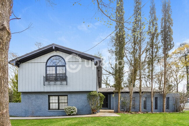 Photo - Fantastic 4bd/2.5ba home! Coming soon!