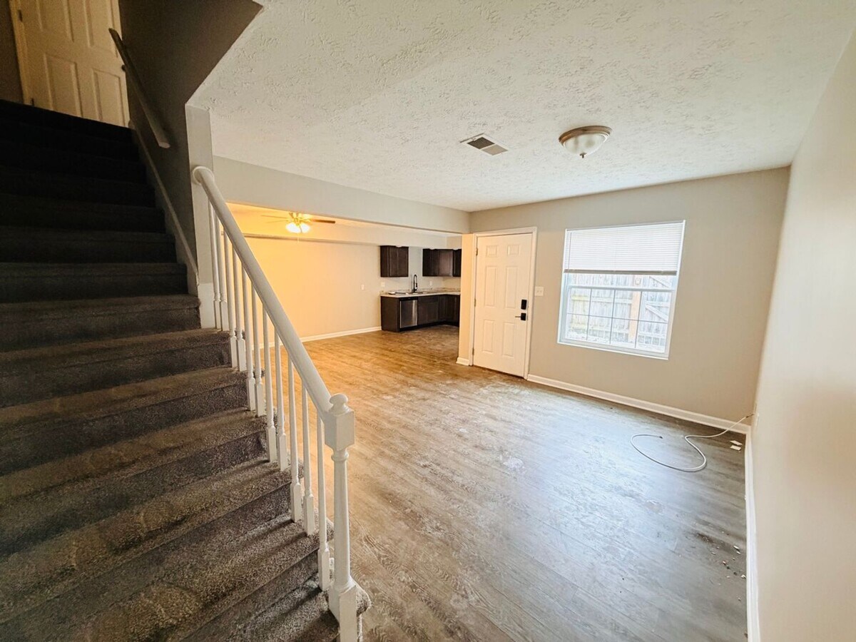 Photo - 365-425 Darby Creek Road-373 Darby Creek Road Unit 373 Darby Creek Road